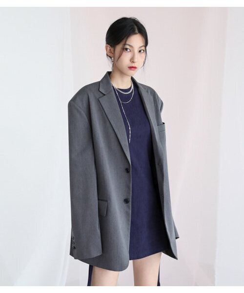 AVANDRESS(アバンドレス )の「Boyfriend Single Blazer BLACK(テーラードジャケット・レディース・その他・1/2)」の4枚目の写真