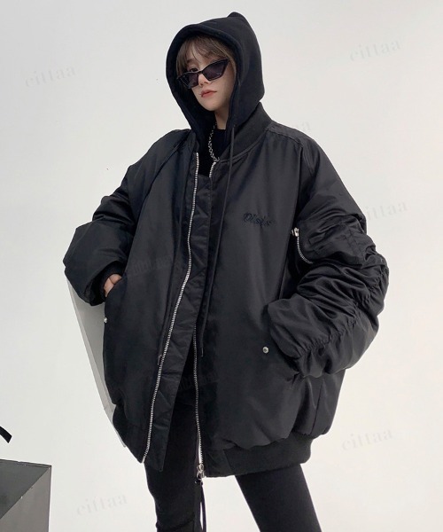 Dalfwin(ダールフィン)の「韓国ファッション Oisisオーバーサイズフード付き中綿入りMA-1ブルゾン(MA-1・レディース・ブラック/グレー・FREE)」の3枚目の写真