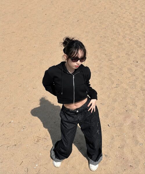 MUSINSA STANDARD WOMAN（ムシンサスタンダードウーマン）の「ウィメンズレーサーバッククロップタンクトップ[ブラック]（Tシャツ/カットソー・レディース・その他・SMALL/MEDIUM/LARGE/X-SMALL）」の10枚目の写真