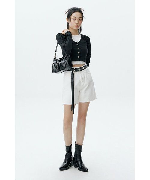 MUSINSA STANDARD WOMAN（ムシンサスタンダードウーマン）の「ウィメンズレーサーバッククロップタンクトップ[ブラック]（Tシャツ/カットソー・レディース・その他・SMALL/MEDIUM/LARGE/X-SMALL）」の20枚目の写真