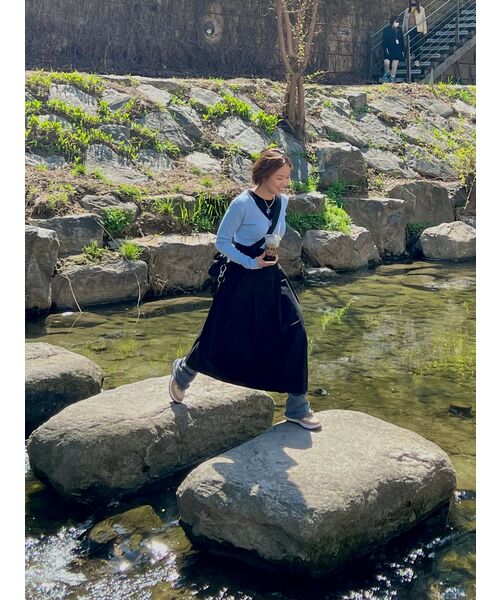 MUSINSA STANDARD WOMAN（ムシンサスタンダードウーマン）の「ウィメンズレーサーバッククロップタンクトップ[ブラック]（Tシャツ/カットソー・レディース・その他・SMALL/MEDIUM/LARGE/X-SMALL）」の21枚目の写真