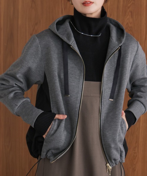 Bou Jeloud（ブージュルード）の「パウンドストレッチサイド異素材パーカー（パーカー・レディース・ブラック/グレイッシュベージュ/杢グレー・FREE）」の2枚目の写真