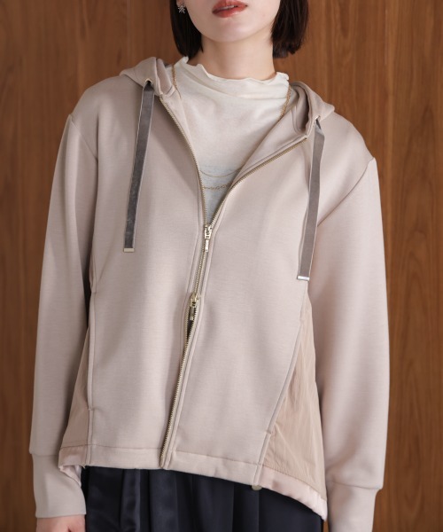 Bou Jeloud（ブージュルード）の「パウンドストレッチサイド異素材パーカー（パーカー・レディース・ブラック/グレイッシュベージュ/杢グレー・FREE）」の3枚目の写真
