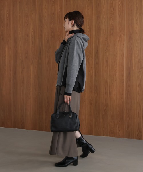 Bou Jeloud（ブージュルード）の「パウンドストレッチサイド異素材パーカー（パーカー・レディース・ブラック/グレイッシュベージュ/杢グレー・FREE）」の8枚目の写真