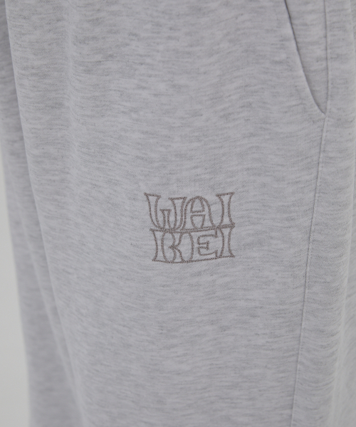 WaiKei(ワイケイ)の「ロゴ刺繍スウェットパンツメランジホワイト(スウェットパンツ・レディース・その他・1/2/3)」の6枚目の写真