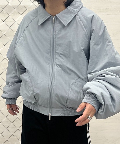 ILL'S(イルズ)の「バックプリント ナイロン 中綿ブルゾン メンズ レディース ユニセックス(ダウンジャケット/コート・メンズ・ブラック/スカイブルー/ワイン/グレー・M/L)」の10枚目の写真