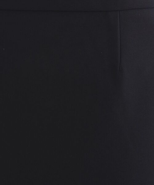 INDIVI（インディヴィ）の「【通勤スーツ／洗える】ストレッチストレートスカート（スーツスカート・レディース・ネイビー/ブラック・13/42/40/38/36/15 /05/12/19/34/03）」の11枚目の写真
