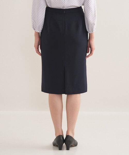 INDIVI（インディヴィ）の「【通勤スーツ／洗える】ストレッチストレートスカート（スーツスカート・レディース・ネイビー/ブラック・13/42/40/38/36/15 /05/12/19/34/03）」の14枚目の写真