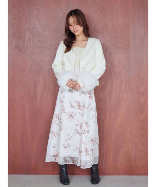 MERCURYDUO（マーキュリーデュオ）の「フェイクファー付きノーカラーショートコート（その他アウター・レディース・ベージュ/アイボリー・SMALL/MEDIUM）」の5枚目の写真