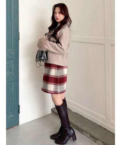 MERCURYDUO（マーキュリーデュオ）の「フェイクファー付きノーカラーショートコート（その他アウター・レディース・ベージュ/アイボリー・SMALL/MEDIUM）」の7枚目の写真