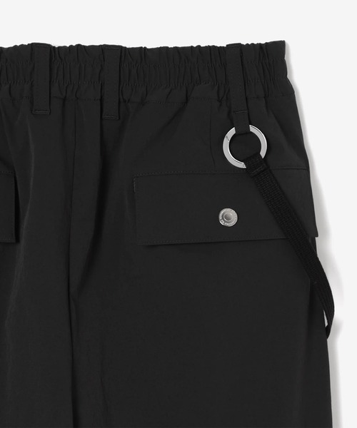 th products（ティーエイチプロダクト）の「【th products】Cargo Pants ARTIST WARDROBE / MIYU HOSOI（カーゴパンツ・メンズ・ブラック・1/2）」の4枚目の写真