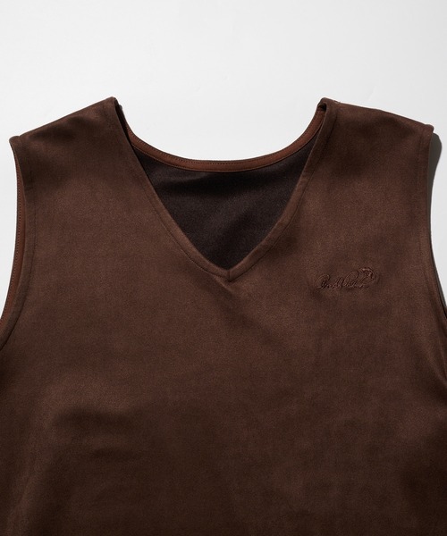 Arnold Palmer（アーノルドパーマー）の「スエードポンチ Vネック Aライン ジャンスカ（ジャンパースカート・レディース・ベージュ/ブラウン/ブラック・L/M/S）」の6枚目の写真