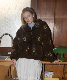 ANOETIC（アノエティック）の「FLORAL FLEECE DUFFLE JACKET_VINTAGE BROWN（その他アウター）」