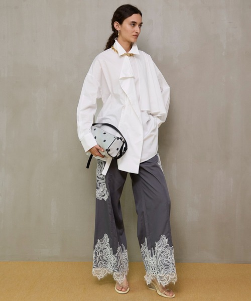 MAISON SPECIAL(メゾンスペシャル)の「Striped Lace Pants/ワイドスカラップレースパンツ(その他パンツ・レディース・グレー/ブルー・38/36)」の8枚目の写真