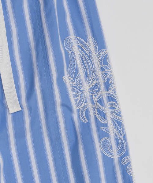 MAISON SPECIAL(メゾンスペシャル)の「Striped Lace Pants/ワイドスカラップレースパンツ(その他パンツ・レディース・グレー/ブルー・38/36)」の15枚目の写真
