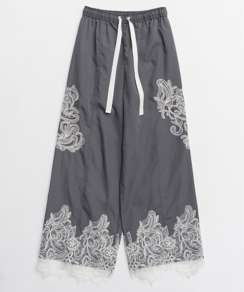 MAISON SPECIAL(メゾンスペシャル)の「Striped Lace Pants/ワイドスカラップレースパンツ(その他パンツ・レディース・グレー/ブルー・38/36)」の11枚目の写真