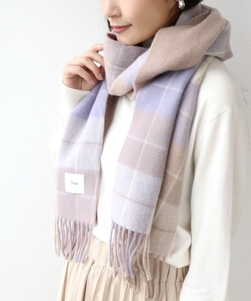 Jines(ジネス)の「カシミヤ混 リバーチェックマフラー(ストール/ショール・レディース・イエロー/ピンク・FREE)」の2枚目の写真