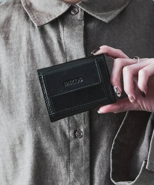 Fashion Letter（ファッションレター）の「リンクルパテントレザー ミニウォレット 三つ折り財布（財布・レディース・ベージュ/ブラック/ライトグリーン・FREE）」の9枚目の写真