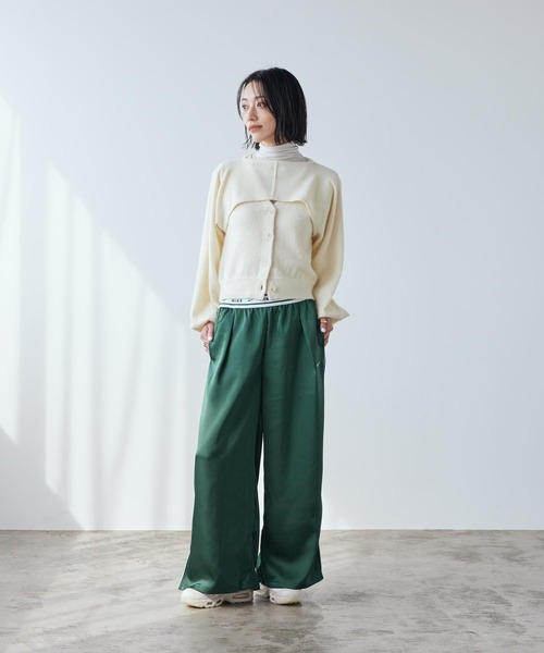 NIKE(ナイキ)の「ナイキ スポーツウェア ウィメンズ ルーズ ミッドライズ サテンパンツ / Nike Sportswear Women's Loose Mid-Rise Satin Pants IH1327-323 Fir(その他パンツ・レディース・カモフラージュ・XS/XL/M/L/S)」の4枚目の写真