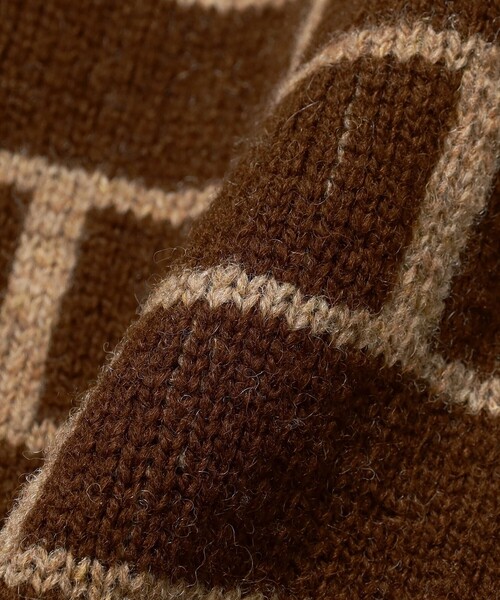 fennica(フェニカ)の「【別注】Jamieson's Knitwear / ブリックパターン Uネック ベスト(ベスト・レディース・ブラウン/ダークオレンジ・L(42)/XL(44)/M(40)/S(38))」の7枚目の写真