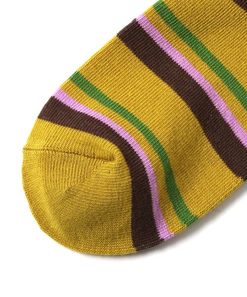 BREEZE(ブリーズ)の「ボーダー・モチーフソックス(ソックス/靴下・キッズ・イエロー/ネイビー/アイボリー/ブラック/レッド/グリーン・21/18/15 )」の11枚目の写真