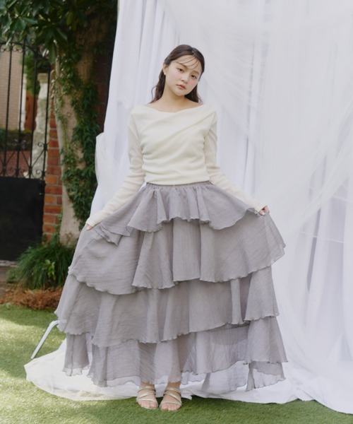 Olu.（オルドット）の「シアーメロウティアードスカート（スカート・レディース・ベージュ/ブラック/ブルー・0/1）」の15枚目の写真