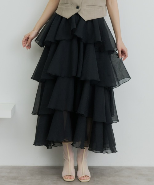 Olu.（オルドット）の「シアーメロウティアードスカート（スカート・レディース・ベージュ/ブラック/ブルー・0/1）」の4枚目の写真