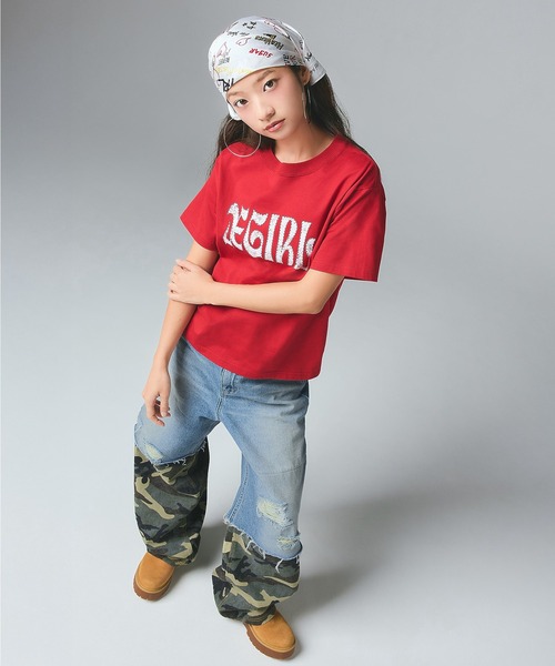 X-girl（エックスガール）の「STUDDED LOGO S/S TEE（Tシャツ/カットソー・レディース・レッド/チャコール/ベージュ・S/M/L）」の11枚目の写真