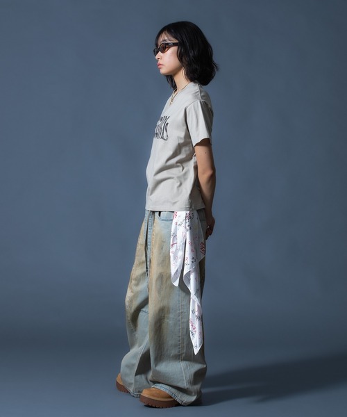 X-girl(エックスガール)の「STUDDED LOGO S/S TEE(Tシャツ/カットソー・レディース・レッド/チャコール/ベージュ・S/M/L)」の13枚目の写真