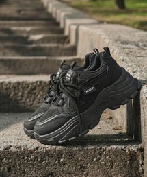 styiro（スタイロ）の「3cmUP 軽量厚底 ボリュームソールスニーカー オールシーズン 無地（スニーカー）」