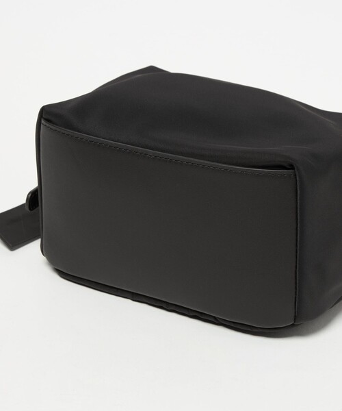 UNITED ARROWS（ユナイテッドアローズ）の「2WAY ミニ ショルダーバッグ（ショルダーバッグ・レディース・ブラック・FREE）」の12枚目の写真