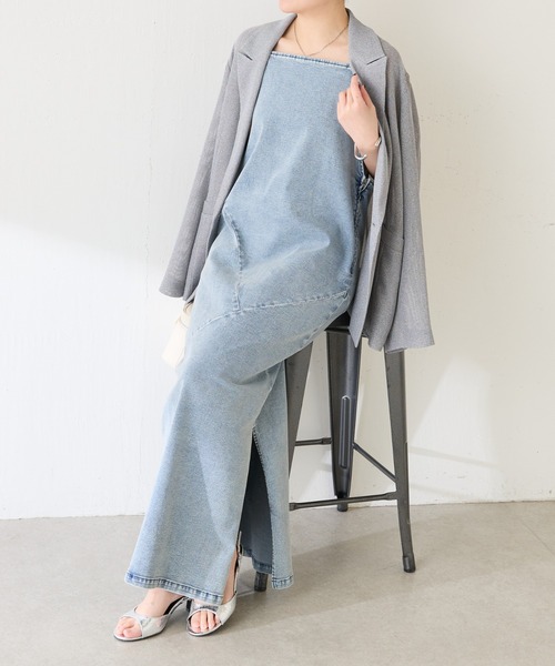 COLLAGE GALLARDAGALANTE(コラージュガリャルダガランテ)の「Q.anos/リラックススリムワンピース(ワンピース・レディース・ブルー/ベージュ/ホワイト・FREE)」の3枚目の写真