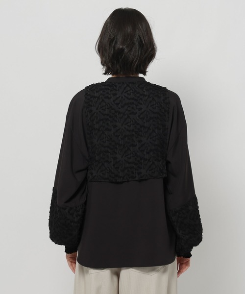niko and...(ニコアンド)の「チュールレース重ね風ブラウス(シャツ/ブラウス・レディース・オフホワイト/ブラック・LARGE/MEDIUM)」の19枚目の写真