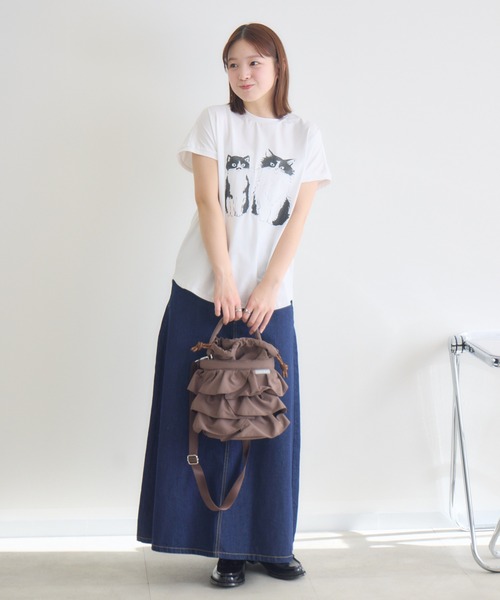 meeny miny（ミーニーマイニー）の「【meeny miny】CAT & BAKES 9456『ドキッ』Tシャツ（Tシャツ/カットソー・レディース・チャコールグレー/ホワイト/ベージュ・M-L/S-M）」の5枚目の写真