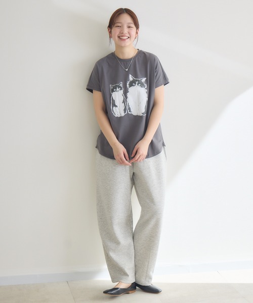 meeny miny（ミーニーマイニー）の「【meeny miny】CAT & BAKES 9456『ドキッ』Tシャツ（Tシャツ/カットソー・レディース・チャコールグレー/ホワイト/ベージュ・M-L/S-M）」の13枚目の写真