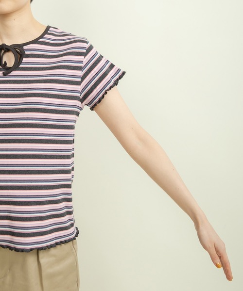 CHILD WOMAN(チャイルドウーマン)の「マルチボーダーテレコ パイピングリボンプルオーバー(Tシャツ/カットソー・レディース・ブラウン/ホワイト/アイボリー/グレー・FREE)」の14枚目の写真