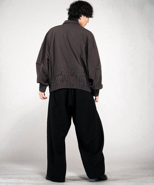 NO ID.（ノーアイディ）の「【NO ID.】Tech Easy Bomber Jacket / テックイージー ボンバー ジャケット（ブルゾン・メンズ・ブラック/グレー・ONE SIZE）」の9枚目の写真