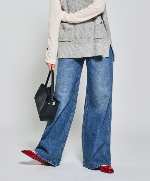 Right-on（ライトオン）の「【HONEYSUCKLE ROSE】ハイライズ ワイドデニムパンツ (ヴィンテージ加工 / 体型カバー / 大人カジュアル)（デニムパンツ・レディース・ノンウォッシュ/ダークインディゴブルー/ライトインディゴブルー・S/M/L/XL）」の2枚目の写真