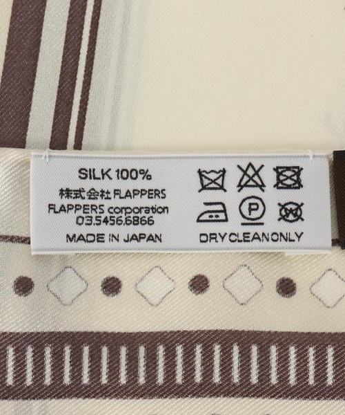 Spick & Span（スピックアンドスパン）の「manipuri/マニプリ 65*65 バルーン（バンダナ/スカーフ・レディース・ネイビー/アイボリー・FREE）」の6枚目の写真