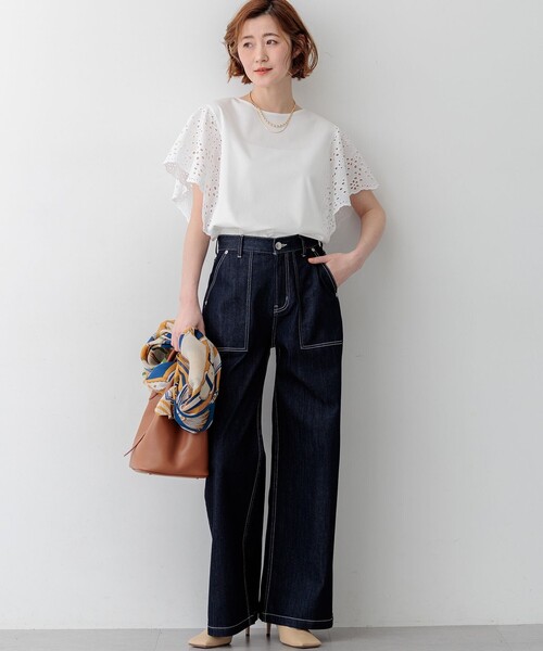 23区 L(ニジュウサンクオオキイサイズ)の「カットワークエンブロイダリー デザインスリーブ トップス(Tシャツ/カットソー・レディース・ダークブラウン系/ブラック系/黄土色系/ホワイト系・44/48/46)」の12枚目の写真