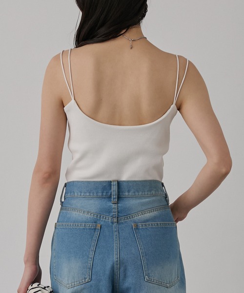 MONO-MART（モノマート）の「【SOFRIBCOシリーズ】カップ付きダブルストラップ リブキャミソール＜接触冷感 / UVカット＞（キャミソール・レディース・ライトグレー/ブラウン/レッド/ダークグレー/モカ/ブルー系/ブラック系/オフホワイト/ブラック・S/M/L）」の16枚目の写真