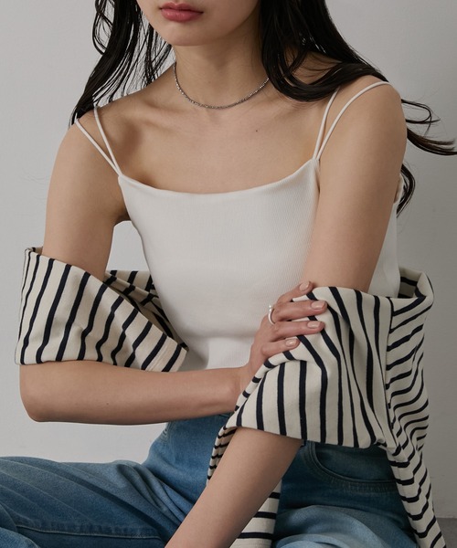 MONO-MART（モノマート）の「【SOFRIBCOシリーズ】カップ付きダブルストラップ リブキャミソール＜接触冷感 / UVカット＞（キャミソール・レディース・ライトグレー/ブラウン/レッド/ダークグレー/モカ/ブルー系/ブラック系/オフホワイト/ブラック・S/M/L）」の18枚目の写真