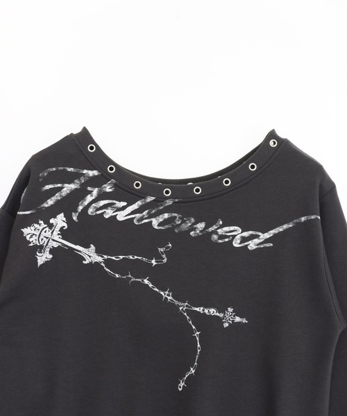 ANAP（アナップ）の「ハトメ付き  オフショル プリント ボリューム スウェット（スウェット・レディース・ダークアッシュ/グレー・F）」の16枚目の写真