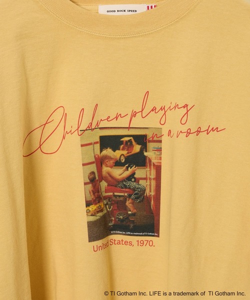 GOOD ROCK SPEED(グッドロックスピード)の「BARNYARDSTORM / LIFE PICTURE COLLECTION / BOYフォトT(Tシャツ/カットソー・レディース・ホワイト/イエロー・FREE)」の17枚目の写真