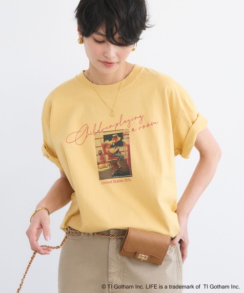 GOOD ROCK SPEED(グッドロックスピード)の「BARNYARDSTORM / LIFE PICTURE COLLECTION / BOYフォトT(Tシャツ/カットソー・レディース・ホワイト/イエロー・FREE)」の7枚目の写真