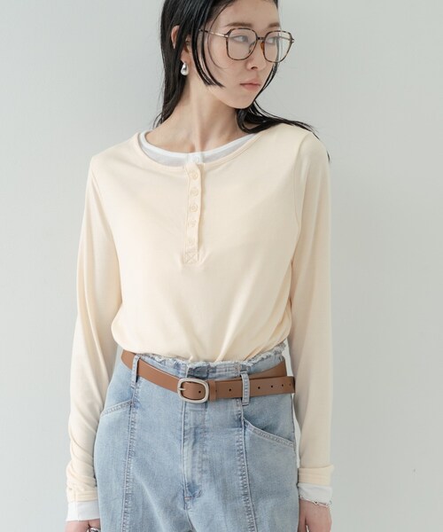 GALLEST（ギャレスト）の「バイカラーヘンリーネックカットソー（Tシャツ/カットソー・レディース・グレー/ライトイエロー系/チャコールグレー・38）」の7枚目の写真