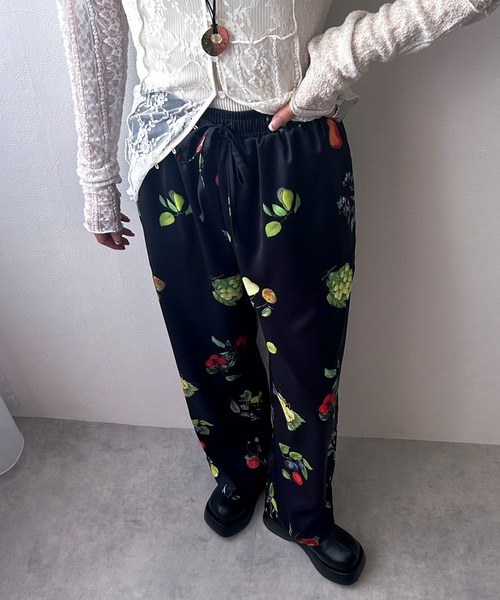 bohmal（ボマール）の「フルーツ柄イージーパンツ（その他パンツ・レディース・アイボリー/ブラック・FREE）」の16枚目の写真