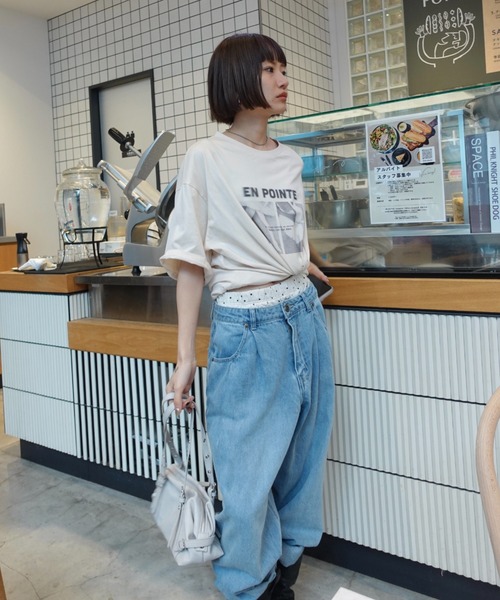 TEEN BOOP(ティーンブープ)の「クラシックフォトルーズTee(Tシャツ/カットソー・レディース・オフホワイト/ブラック・FREE)」の4枚目の写真