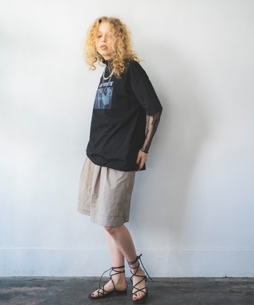 TEEN BOOP(ティーンブープ)の「クラシックフォトルーズTee(Tシャツ/カットソー・レディース・オフホワイト/ブラック・FREE)」の7枚目の写真