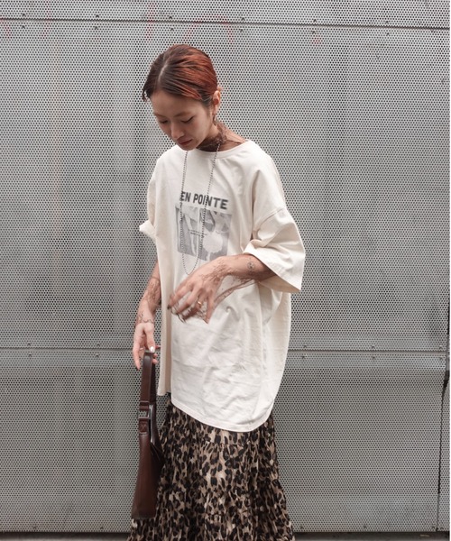 TEEN BOOP(ティーンブープ)の「クラシックフォトルーズTee(Tシャツ/カットソー・レディース・オフホワイト/ブラック・FREE)」の16枚目の写真